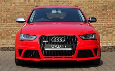 Audi RS4 Avant 29