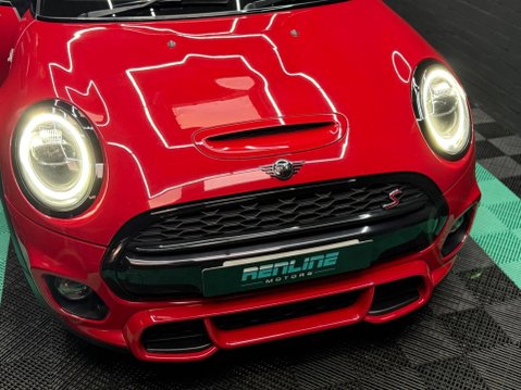 Mini Hatch 2.0 Cooper S Sport Steptronic Euro 6 (s/s) 3dr 41