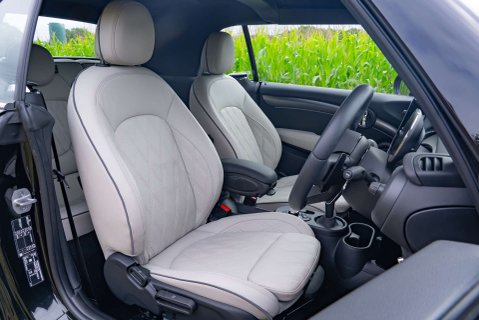 Mini Convertible John Cooper Works 11