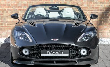 Aston Martin Zagato Vanquish Volante 4