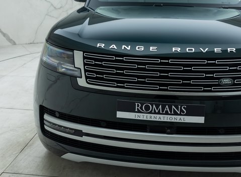 Land Rover Range Rover D350 AUTOBIOGRAPHY LWB 32