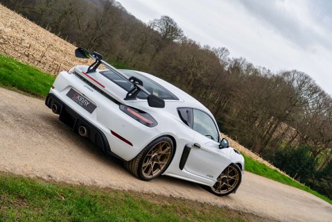 Porsche 718 Cayman GT4 RS 20