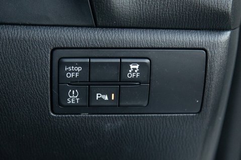 Mazda 3 SPORT NAV 17