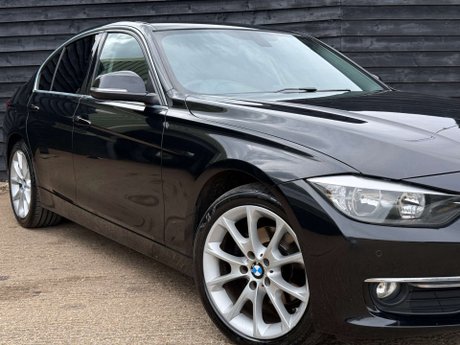 BMW 3 Series 2.0 320d Luxury Auto 4dr 11