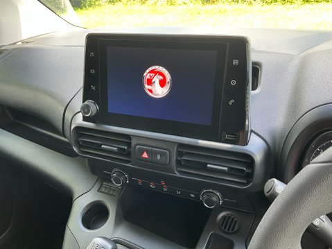 Vauxhall Combo 1.5 Turbo D 2300 Sportive L2 H1 Euro 6 (s/s) 4dr 27