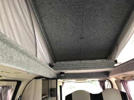 Nissan Elgrand 3.5 V6 Automatic Highway Star 4 berth Camper van with pop up roof 57000m 19