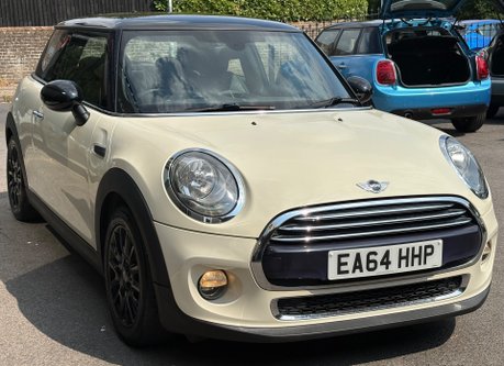 Mini Hatch Cooper 1.5 Petrol Automatic Chili Media XL 3 door- SAT NAV+LEATHER £20 tax 15