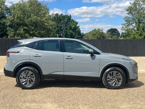 Nissan Qashqai DIG-T ACENTA PREMIUM DCT MHEV 5