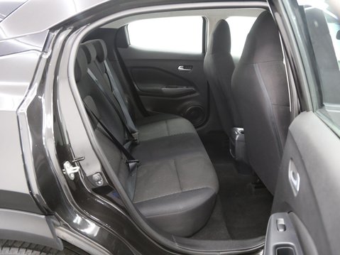 Nissan Juke 1.0 DIG-T Acenta DCT Auto Euro 6 (s/s) 5dr 23