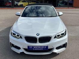 BMW 2 Series 2.0 220i M Sport Auto 2dr 5