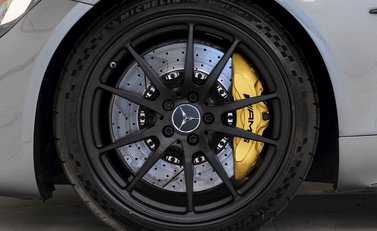 Mercedes-Benz AMG GT R GT R Premium 8