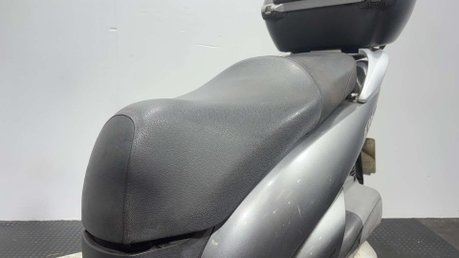 Honda SH300i SH300 2010 300CC PROJECT RUNNING SCOOTER SPARES OR REPAIR BIKE 19