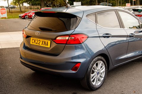 Ford Fiesta TITANIUM 7