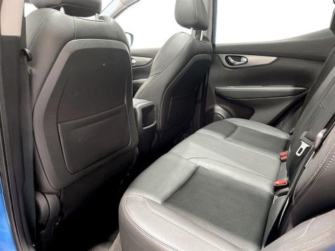 Nissan Qashqai 1.3 DIG-T Tekna SUV 5dr Petrol Manual Euro 6 (s/s) (140 ps) 21