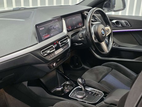 BMW 1 Series 2.0 M135i Hatchback 5dr Petrol Auto xDrive Euro 6 (s/s) (306 ps) 18