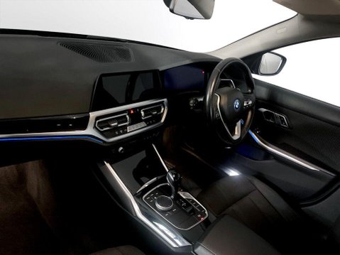 BMW 3 Series 2.0 330e 12kWh SE Pro Touring 5dr Petrol Plug-in Hybrid Auto xDrive Euro 6 14