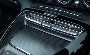 Mercedes-Benz AMG GT R Roadster 29