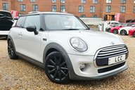Mini Hatch COOPER.. 6 SERVICES.. ONLY £20 ROAD TAX.. STUNNING EXAMPLE 3