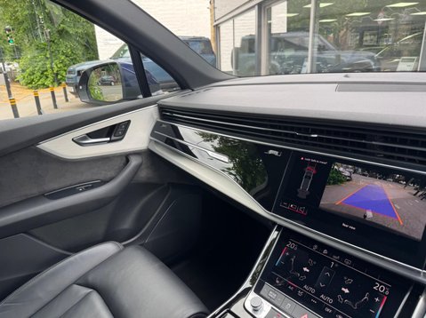 Audi Q7 TDI QUATTRO S LINE MHEV 17