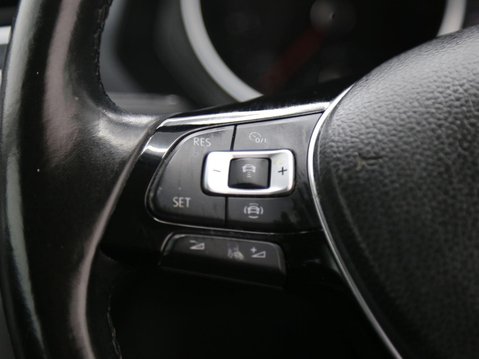 Volkswagen Tiguan 2.0 TDI Match Euro 6 (s/s) 5dr 11