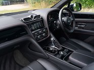 Bentley Bentayga V8 8