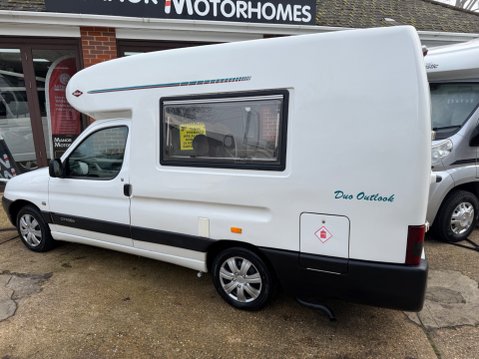 Romahome Duo OUTLOOK R20 HI MODEL 2 BERTH CAMPER VAN 2