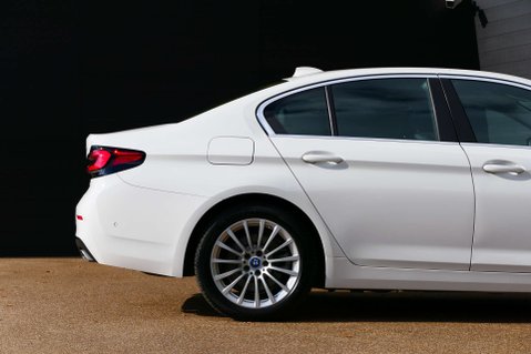 BMW 5 Series 2.0 530e xDrive SE Auto 4WD 4dr 15