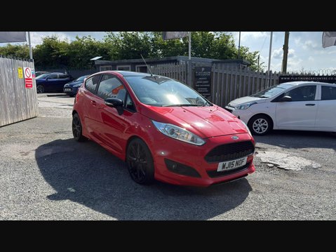 Ford Fiesta ZETEC S RED EDITION 1