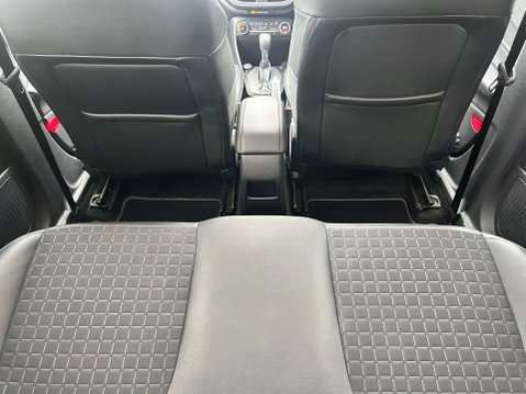 Ford Fiesta ACTIVE X 22