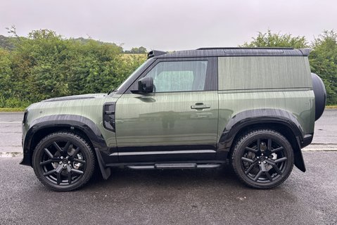 Land Rover Defender D250 Hard Top X-Dynamic HSE - Styling by Urban / Air Suspension 7