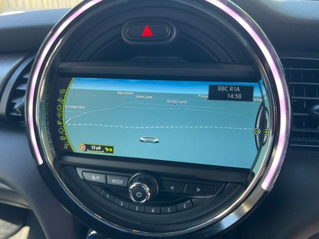 Mini Hatch 2.0 CHALLENGE 210 EDITION AUTOMATIC 3dr 16