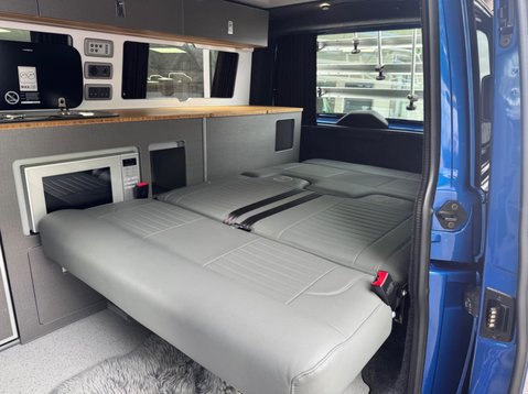 Volkswagen Transporter T28 TDI P/V HIGHLINE 44