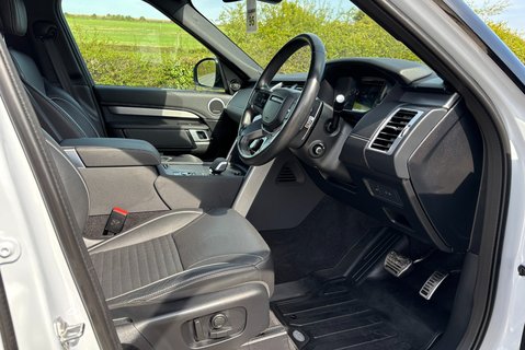 Land Rover Discovery D300 R-Dynamic HSE MHEV Panel Van 15
