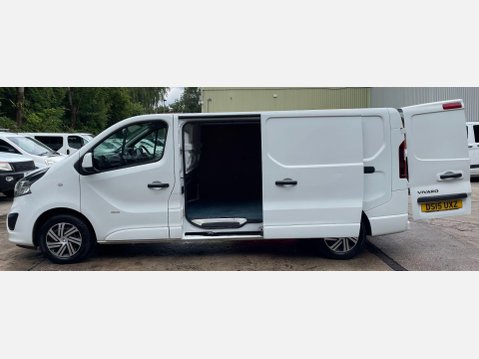 Vauxhall Vivaro 1.6 CDTi 2900 BiTurbo ecoFLEX Sportive L2 H1 Euro 5 (s/s) 5dr 16