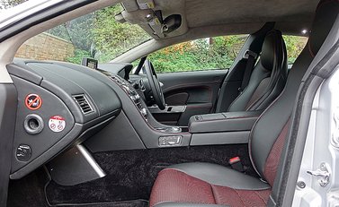 Aston Martin Rapide S 18