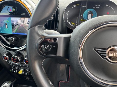 Mini Countryman COOPER S E ALL4 EXCLUSIVE 32