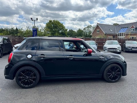Mini Hatch 2.0 Cooper S Exclusive Auto 5dr 4