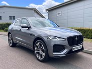 Jaguar F-Pace 2.0 D200 MHEV R-Dynamic HSE Auto AWD Euro 6 (s/s) 5dr 62