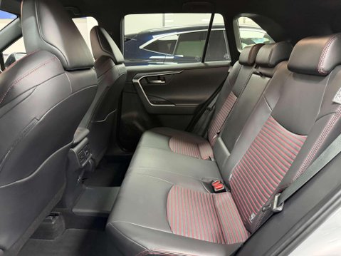 Toyota Rav4 2.5 VVT 18.1kWh Design SUV 5dr Petrol Plug-in Hybrid CVT 4WD Euro 6 (s/s) ( 38