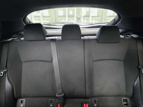 Toyota C-HR 1.8 VVT-h Design SUV 5dr Petrol Hybrid CVT Euro 6 (s/s) (122 ps) 13