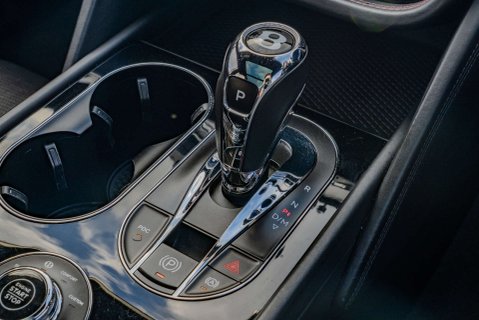 Bentley Bentayga 4.0 V8 7 Seats 16