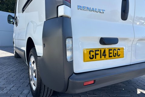 Renault Trafic SL27 115ps dCi Panel Van - Low Miles 22