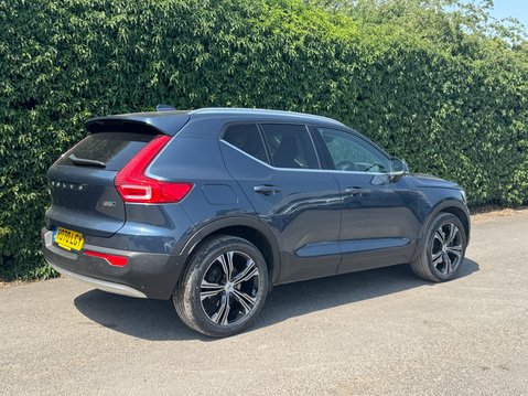 Volvo XC40 (Sold) B5 MHEV Inscription Pro SUV 5dr Petrol Hybrid Auto AWD Euro 6 (s/s) 27
