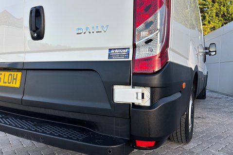 Iveco Daily 35S14V 3520L Business Hi-Matic Panel Van 24