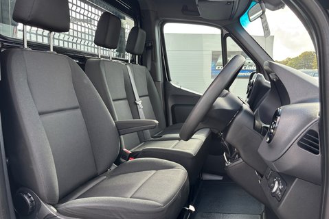 Mercedes-Benz Sprinter 315 Cdi L3 Rwd Progressive Dropside Truck 4