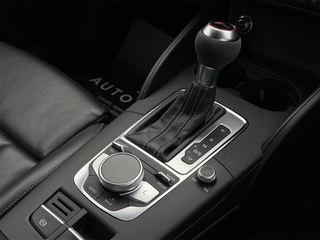 Audi A3 RS 3 QUATTRO 51