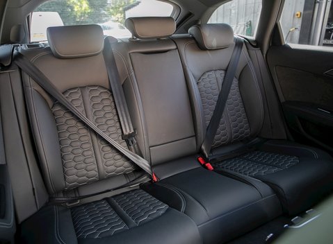 Audi RS6 Avant Performance 11