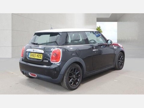 Mini Hatch 1.5 Cooper Euro 6 (s/s) 3dr 4