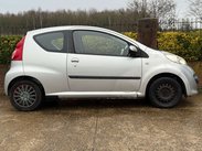 Peugeot 107 1.0 107 Urban Move 3dr 7