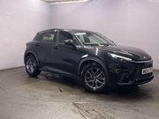 Lexus LBX 1.5 VVT-iE Premium SUV 5dr Petrol Hybrid E-CVT Euro 6 (s/s) (136 ps) Parkin 1